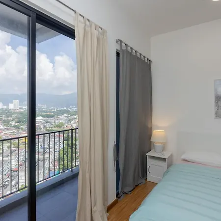 Beacon Executive Suite Penang George Town Exterior photo